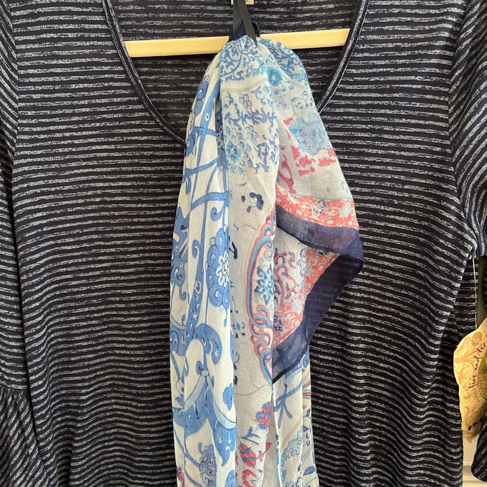 One World top size L NWT